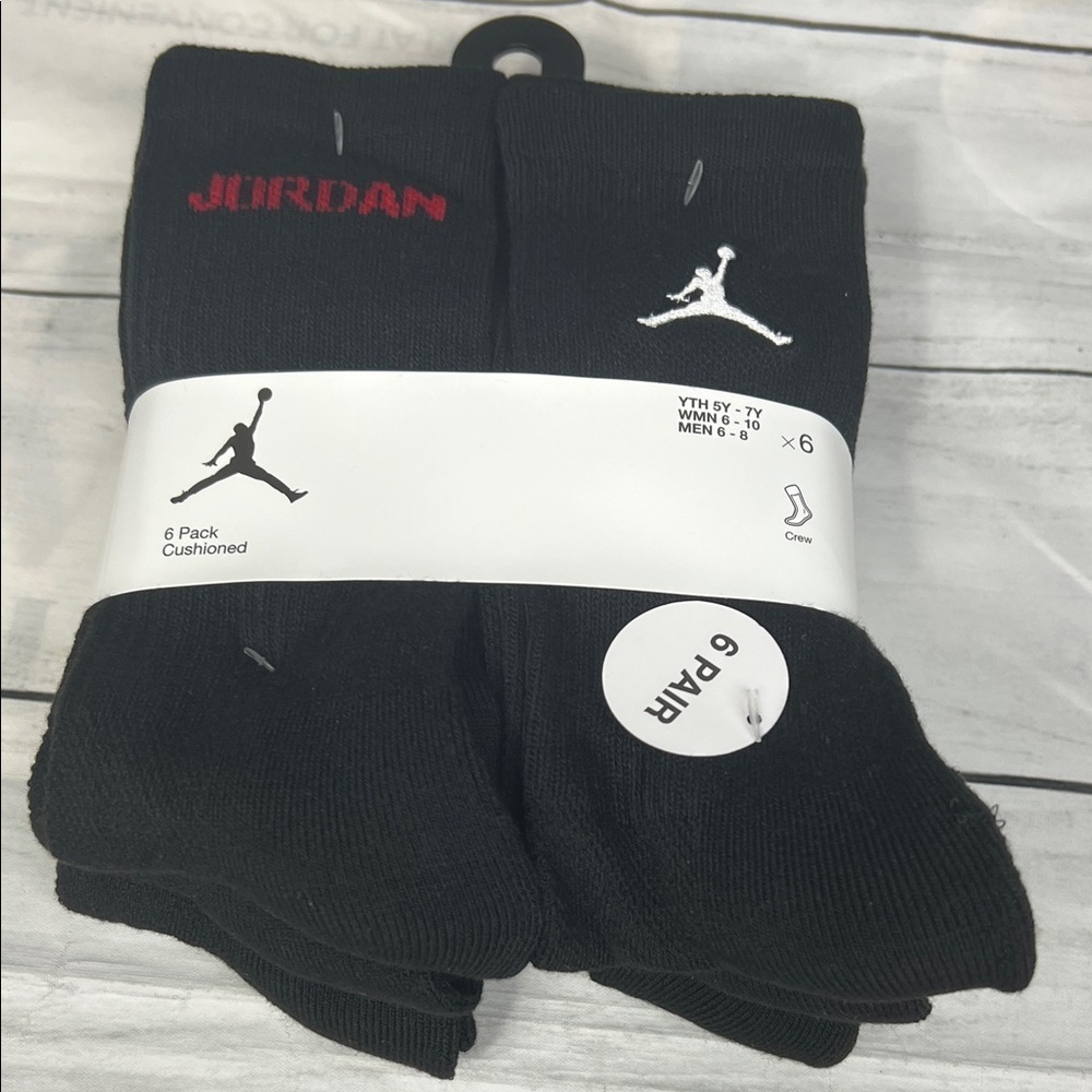 Nike Jordan Boys Crew Socks (6-Pack) | Size YTH 5Y–7Y
WMN 6-10/ Men 6-8 - Picture 3 of 7